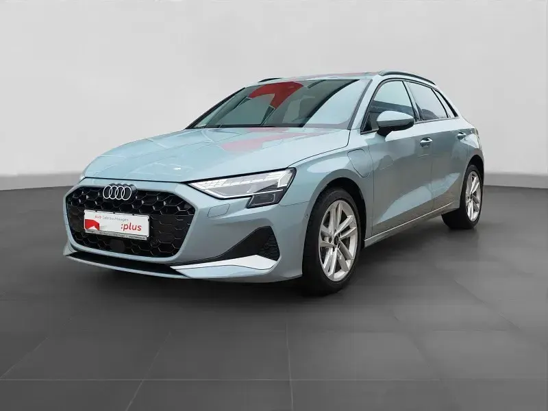 Gebraucht Audi A3 Sportback e-tron Advanced Plus 204 PS (150 kW) 2024 Grau Kleinwagen
