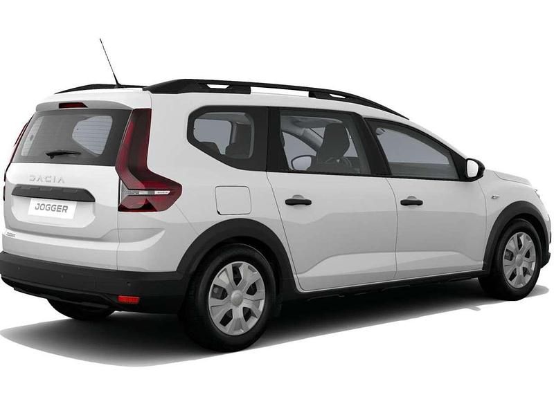 Gebraucht Dacia Jogger Essentiel 101 PS (74 kW) 2024 Gletscherweiss Van / Kleinbus