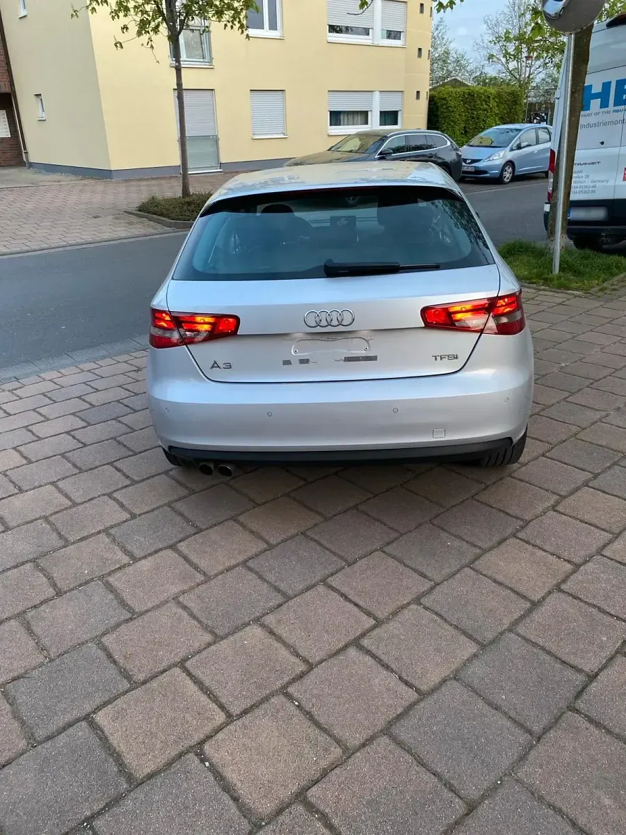 Second-hand Audi A3 125 CP (91 kW) 2013 Argintiu Berlinǎ