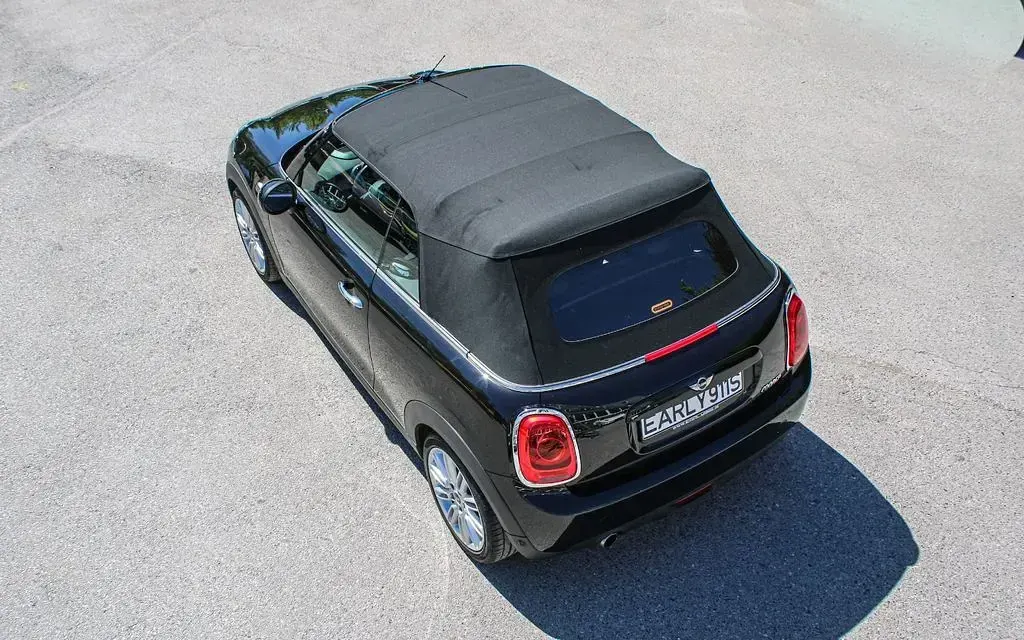 Używany Mini Cooper 136 KM (100 kW) 2017 Czarny Hatchback