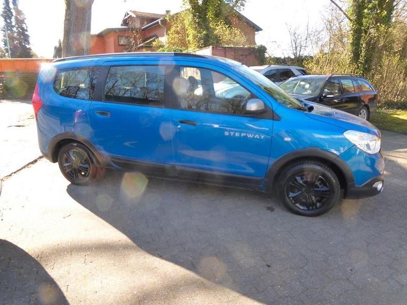 Gebraucht Dacia Lodgy Stepway 116 PS (85 kW) 2015 Blau Van / Kleinbus