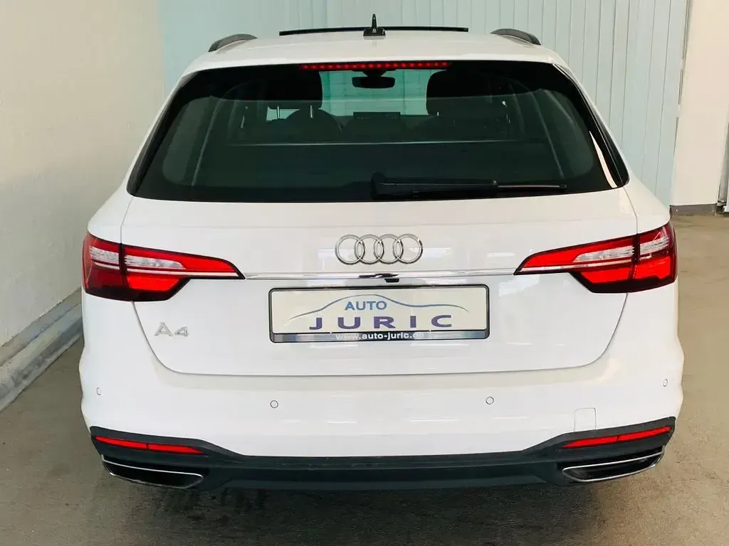 Gebraucht Audi A4 Sport 163 PS (119 kW) 2022 Weiß Kombi