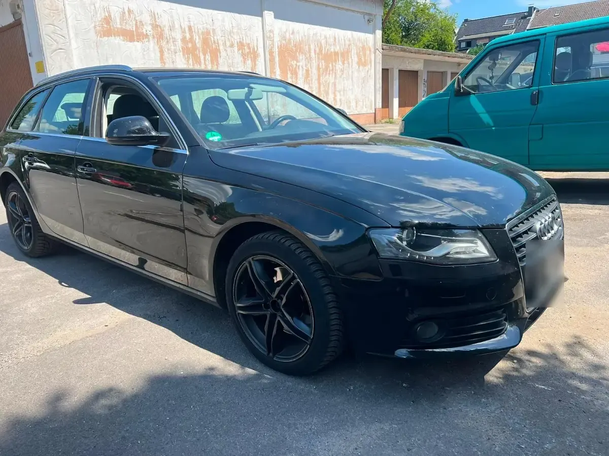 Gebraucht Audi A4 143 PS (105 kW) 2009 Schwarz Kombi