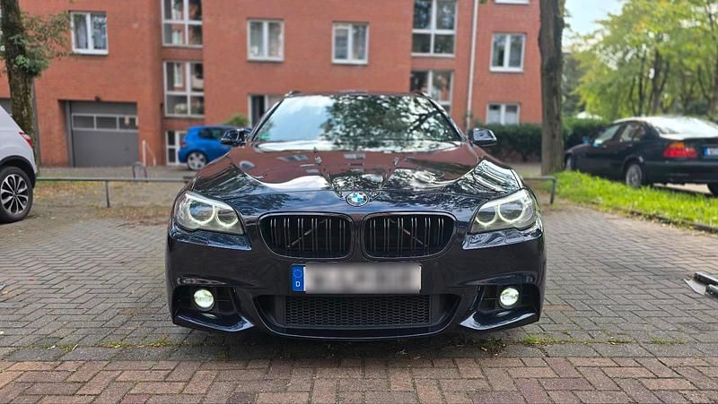 Schwarz Gebraucht 2014 BMW 530 M Sport Kombi | 13.890 € (Etwas zu teuer) - Bild 1/4