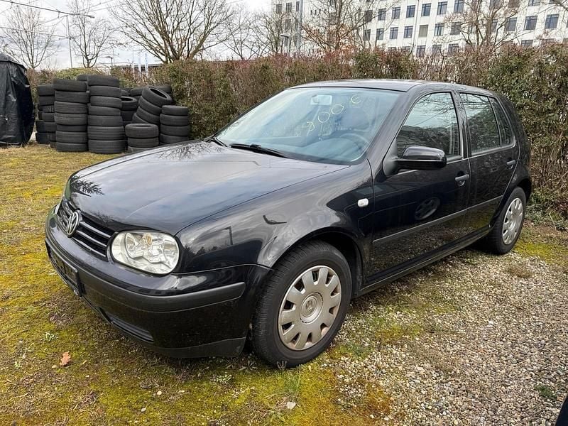 Gebraucht VW Golf IV 75 PS (55 kW) 2001 Schwarz Kleinwagen