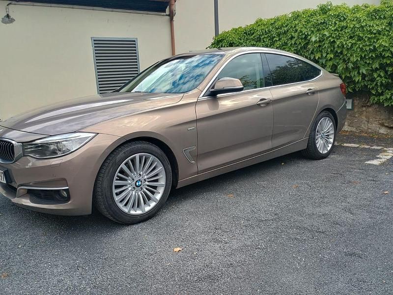 Beige Gebraucht 2014 BMW 320 Gran Turismo Luxury Line Limousine | 13.799 € (Fairer Preis) - Bild 1/4