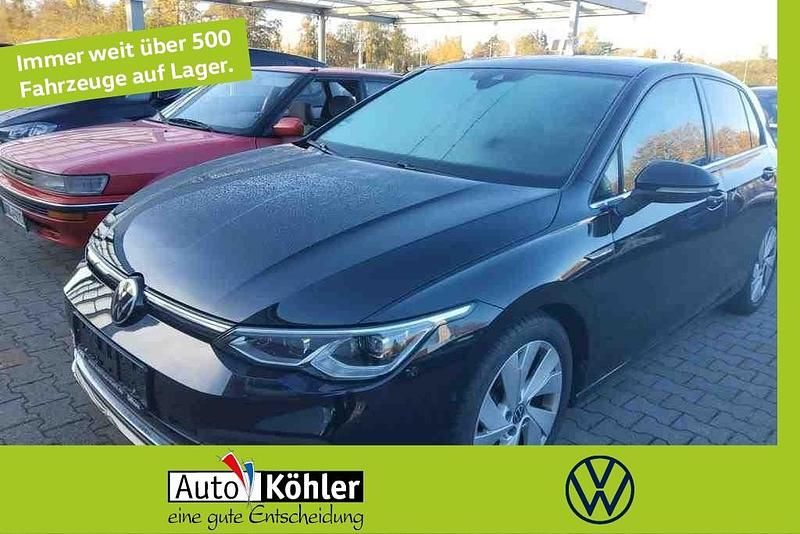Deep black perleffekt Gebraucht 2022 VW Golf VIII Style | 29.790 € (Guter Preis) - Bild 1/3