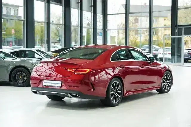 Gebraucht Mercedes CLS220 Avantgarde 194 PS (142 kW) 2022 Rot Coupé
