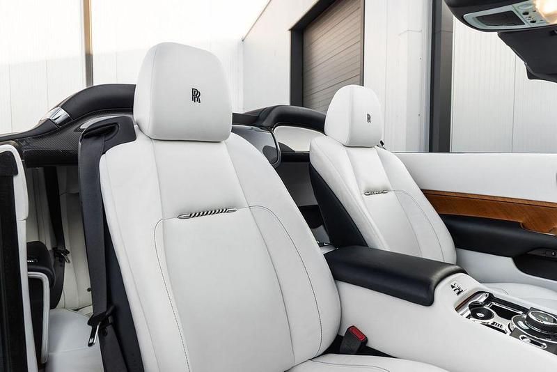 Gebraucht Rolls Royce Dawn 571 PS (419 kW) 2017 Blau Cabrio