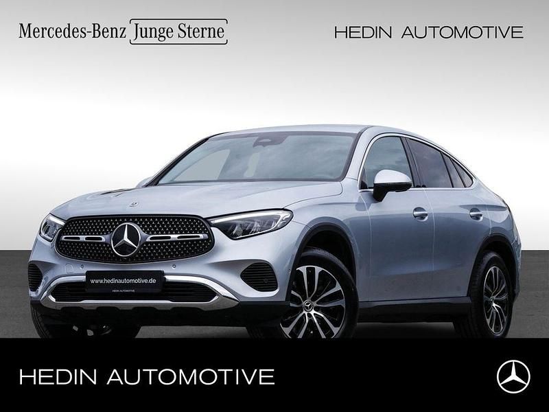 Blau Gebraucht 2023 Mercedes GLC300 Avantgarde Coupé | 59.900 € (Guter Preis) - Bild 1/4