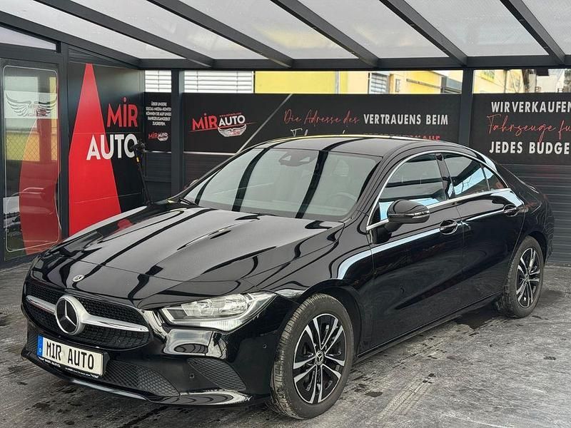 Gebraucht Mercedes CLA250 224 PS (164 kW) 2023 Schwarz Limousine
