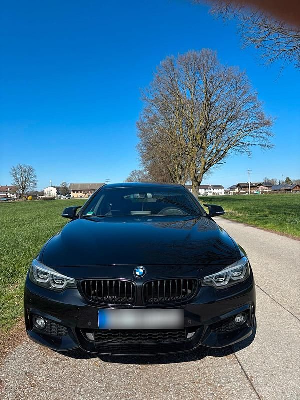Schwarz Gebraucht 2018 BMW 430 Gran Coupé M Sport Coupé | 23.000 € (Fairer Preis) - Bild 1/4