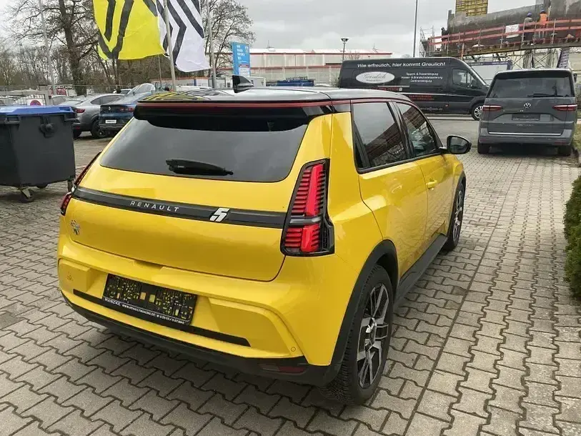 Gebraucht Renault 5 E-Tech Urban 89 kW (122 PS) 2025 Pop yellow! metallic, dach bla Kleinwagen