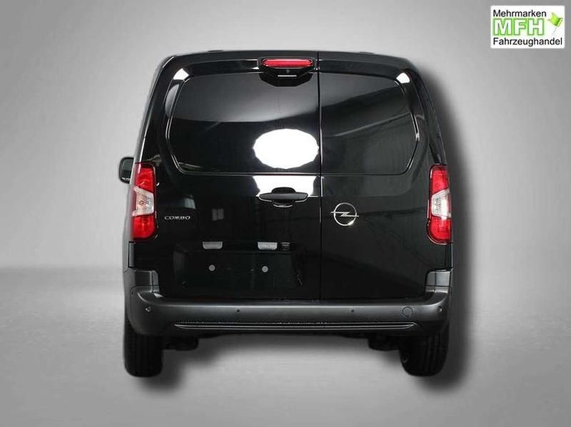 Gebraucht Opel Combo 102 PS (75 kW) 2025 Karbon schwarz metallic Van / Kleinbus