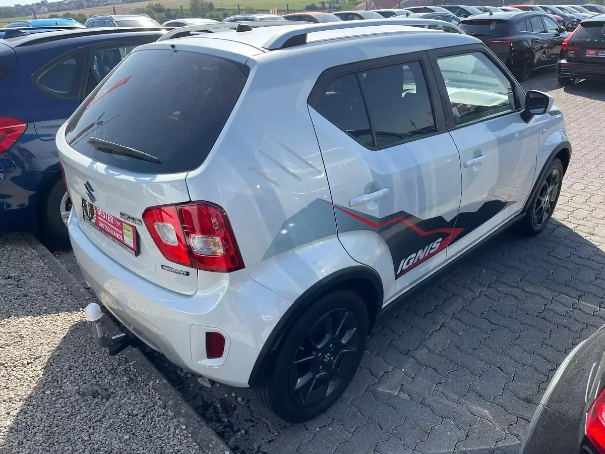 Gebraucht Suzuki Ignis Comfort 83 PS (61 kW) 2023 Pure white pearl metallic SUV