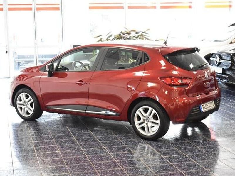 Gebraucht Renault Clio IV 73 PS (53 kW) 2017 Rot Kleinwagen