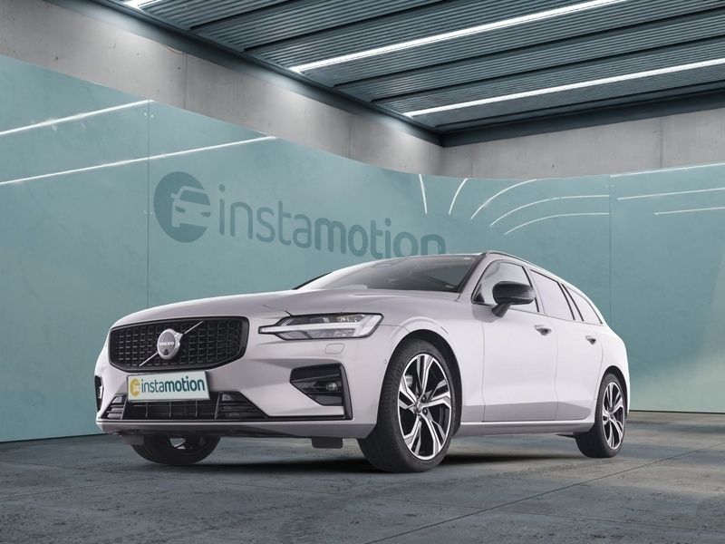 Gebraucht Volvo V60 Ultimate 197 PS (144 kW) 2023 Silber Kombi