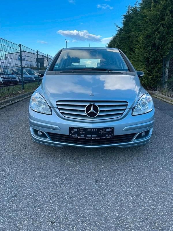 Gebraucht Mercedes B170 116 PS (85 kW) 2005 Blau Van / Kleinbus