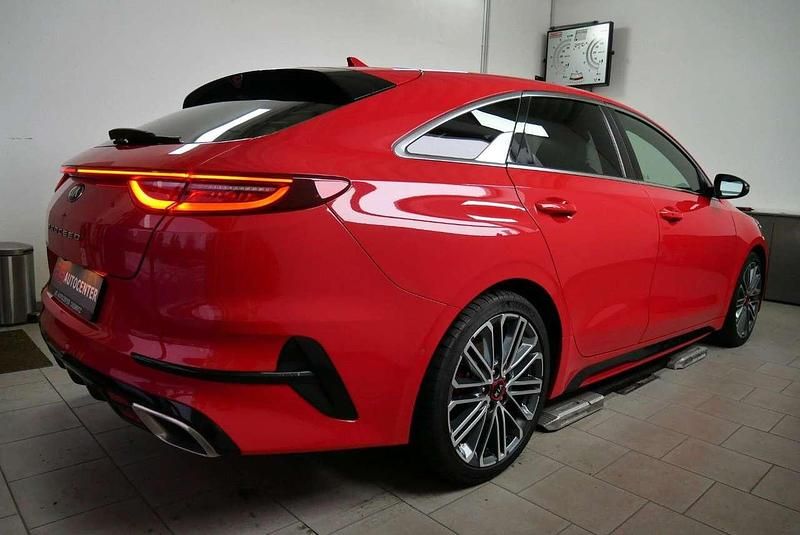 Gebraucht Kia ProCeed GT 204 PS (150 kW) 2020 Track rot metallic (metallic) Kombi