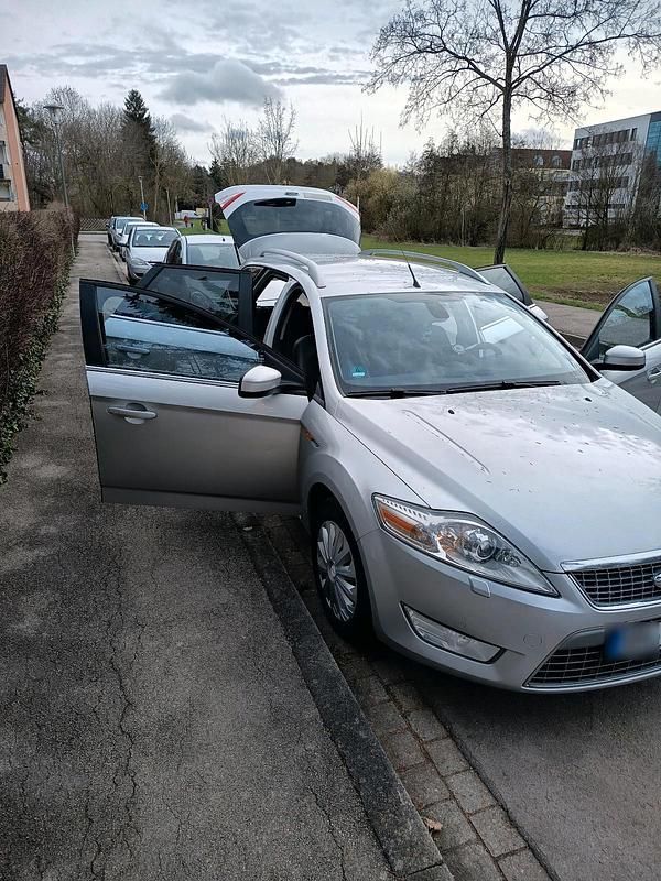 Gebraucht Ford Mondeo 179 PS (131 kW) 2010 Silber Kombi