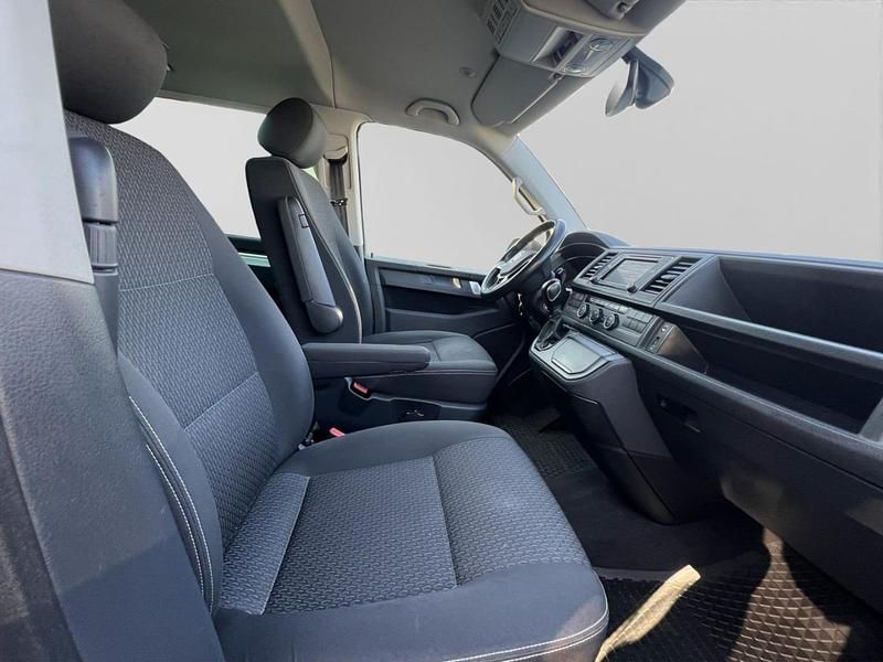 Gebraucht VW T6 Trendline 150 PS (110 kW) 2019 Weiß Van