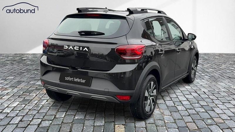Neu Dacia Sandero Expression 91 PS (66 kW) 2025 Schwarz SUV