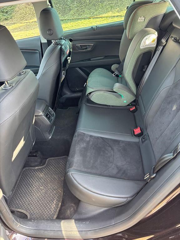 Gebraucht Seat Leon ST XCELLENCE 125 PS (91 kW) 2017 Violet Kombi