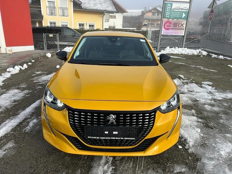 Gebraucht Peugeot 208 Allure 101 PS (74 kW) 2023 Gelb Kleinwagen