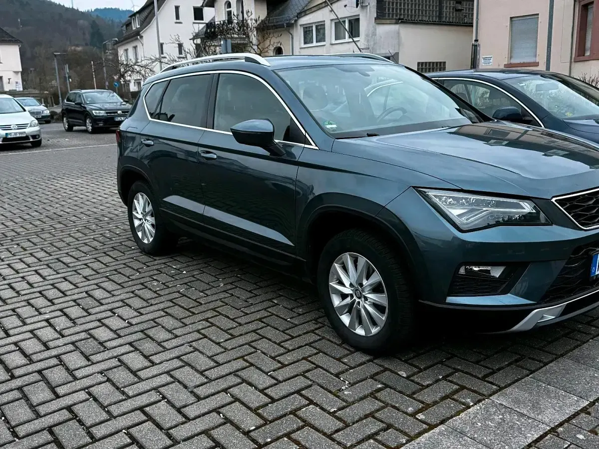 Gebraucht Seat Ateca 4Drive 150 PS (110 kW) 2016 Andere farben SUV