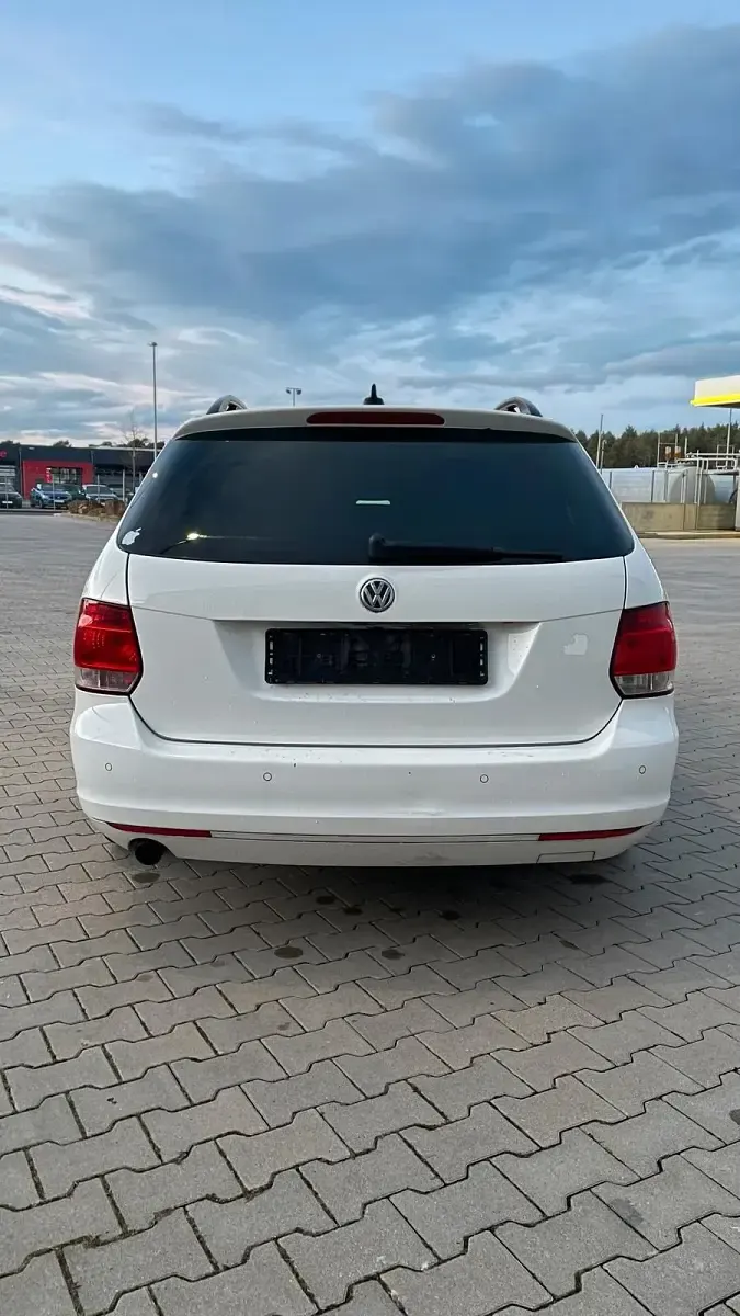 Gebraucht VW Golf VI 105 PS (77 kW) 2012 Weiß Kombi
