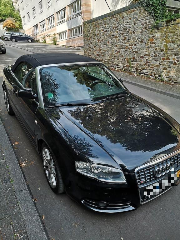 Schwarz Gebraucht 2009 Audi A4 Cabriolet Performance Cabrio | 9.600 € (Teuer) - Bild 1/4