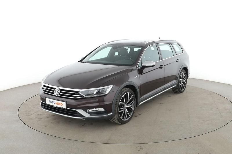 Gebraucht VW Passat Alltrack 190 PS (139 kW) 2018 Violett Kombi