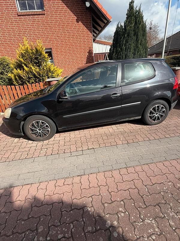 Gebraucht VW Golf V 75 PS (55 kW) 2005 Schwarz Kleinwagen