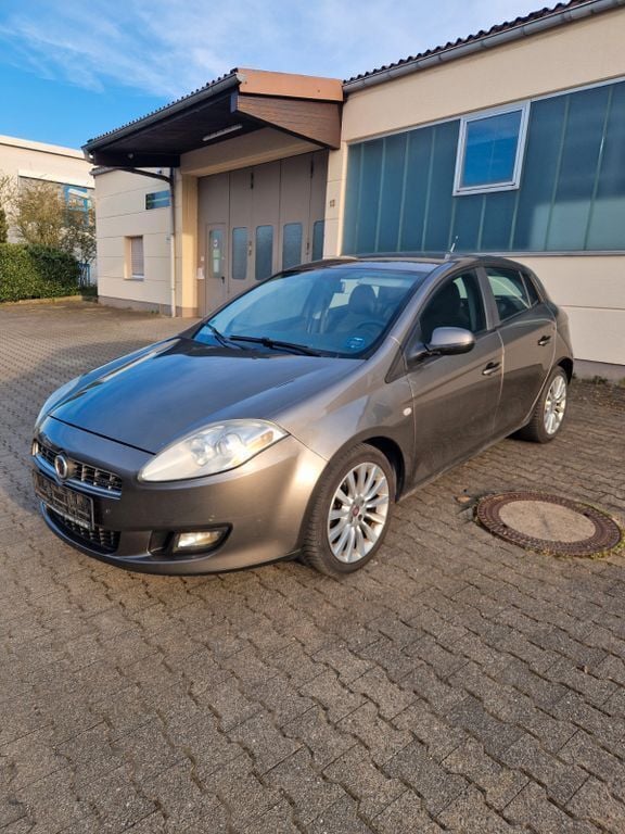 Braun Gebraucht 2008 Fiat Bravo Dynamic Kleinwagen | 1.690 € (Guter Preis) - Bild 1/4