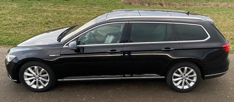 Usata VW Passat 190 CV (139 kW) 2015 Nero Station wagon