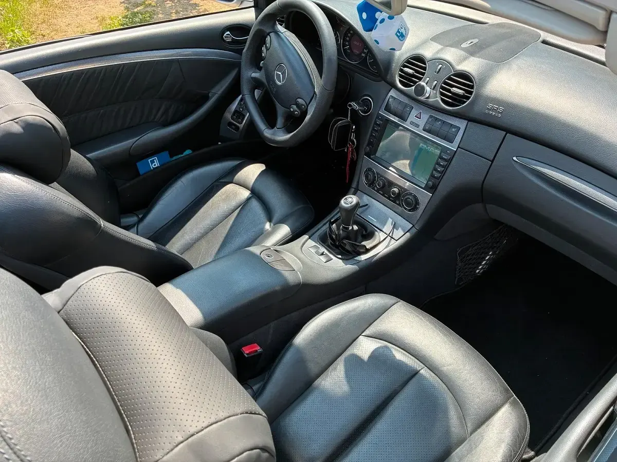 Gebraucht Mercedes CLK200 163 PS (119 kW) 2004 Silber Cabrio