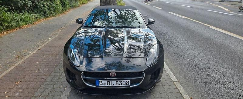 Schwarz Gebraucht 2013 Jaguar F-Type S Cabrio | 42.900 € (Fairer Preis) - Bild 1/2