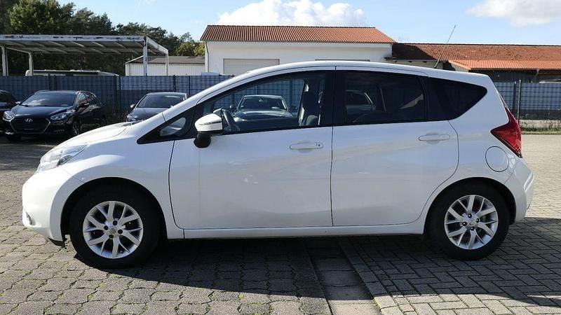 Gebraucht Nissan Note Acenta 80 PS (58 kW) 2014 Weiß Van / Kleinbus