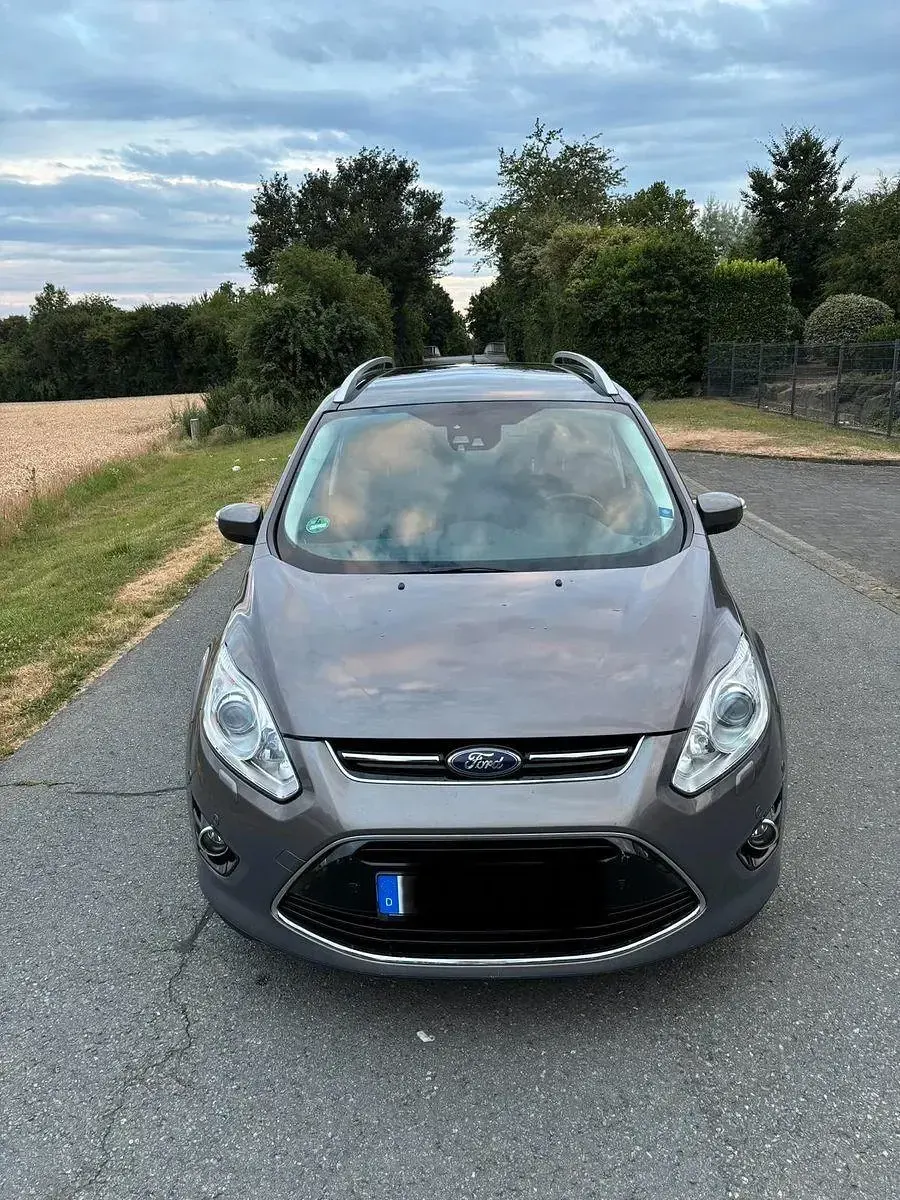 Używany Ford Grand C-Max 163 KM (119 kW) 2015 Szary Minivan