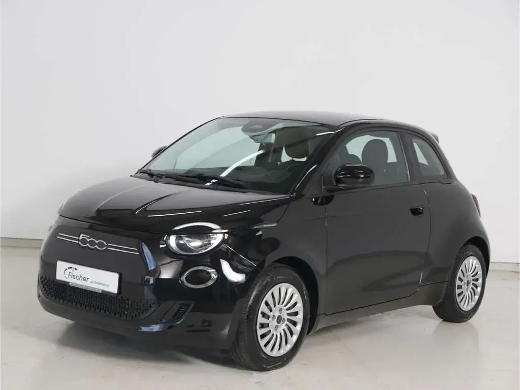Gebraucht Fiat 500e Action 69 kW (95 PS) 2022 Schwarz Limousine