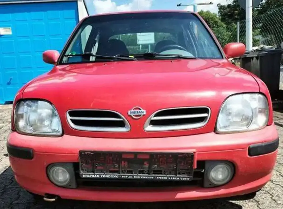 Gebraucht Nissan Micra 54 PS (39 kW) 1998 Rot Kleinwagen