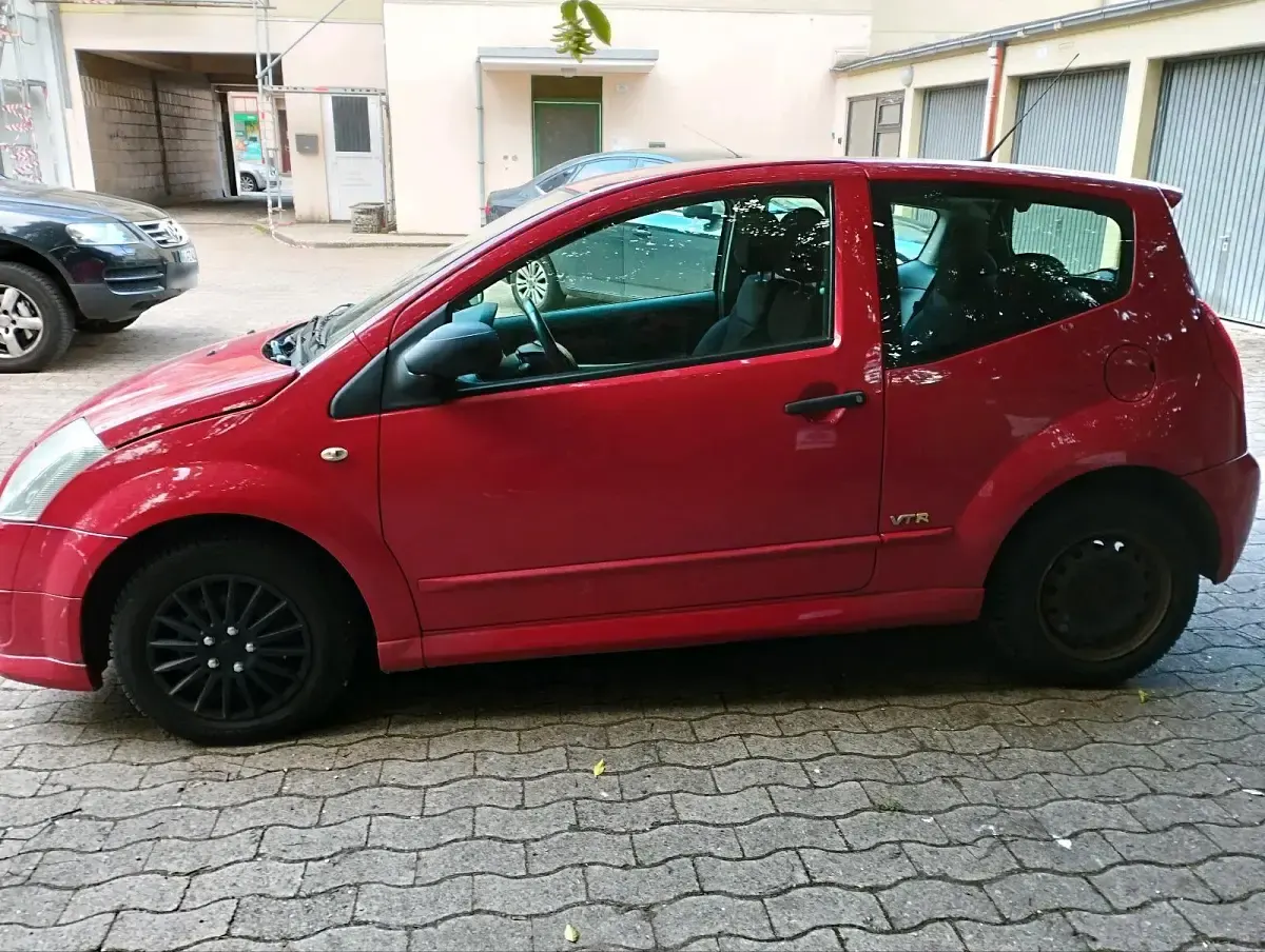 Gebraucht Citroën C2 VTR Sport 73 PS (53 kW) 2006 Rot Kleinwagen