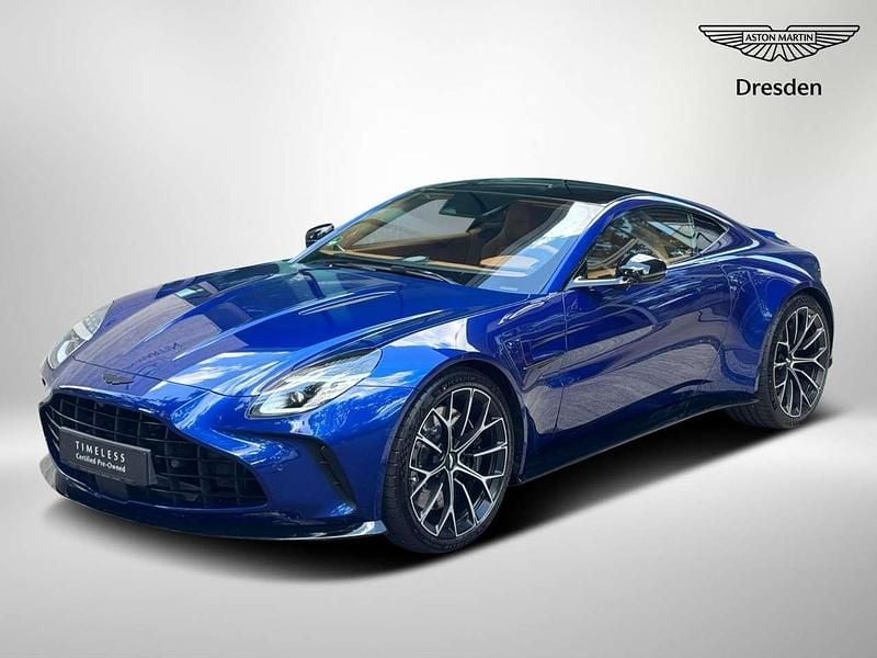 Ion blue Gebraucht 2024 Aston Martin V8 Coupé | 235.620 € (Fairer Preis) - Bild 1/4