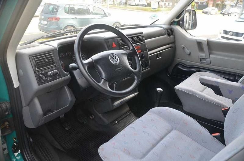 Gebraucht VW T4 116 PS (85 kW) 1999 Friesengrün Van