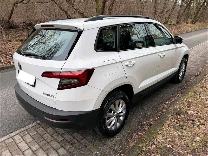 Gebraucht Skoda Karoq 150 PS (110 kW) 2020 Weiß SUV
