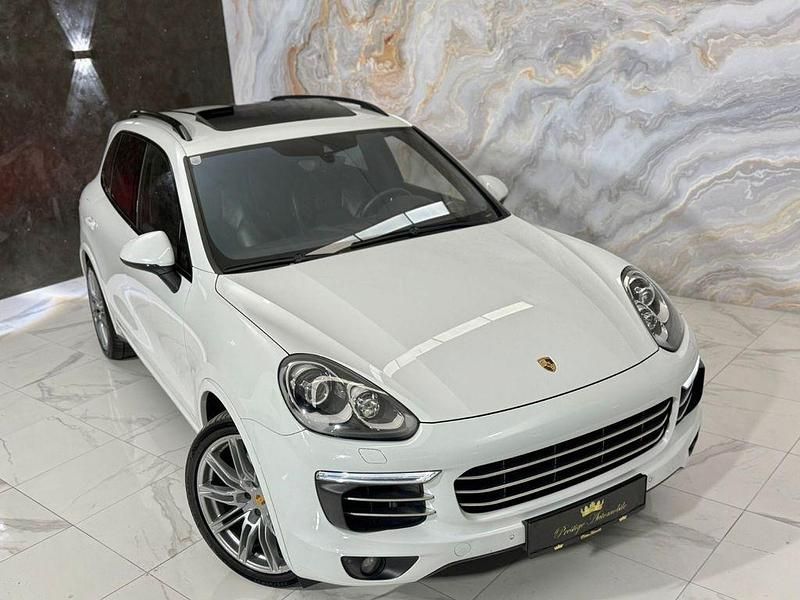 Gebraucht Porsche Cayenne Sport 262 PS (192 kW) 2015 Weiß SUV