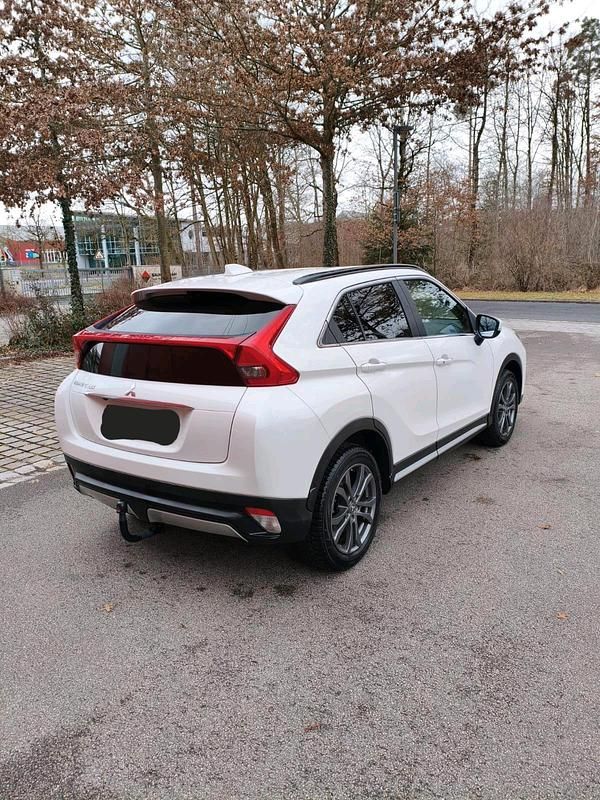 Gebraucht Mitsubishi Eclipse Cross 163 PS (119 kW) 2020 Weiß SUV
