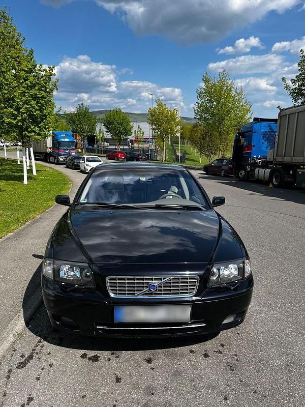 Second-hand Volvo S80 209 CP (153 kW) 2004 Negru Berlinǎ