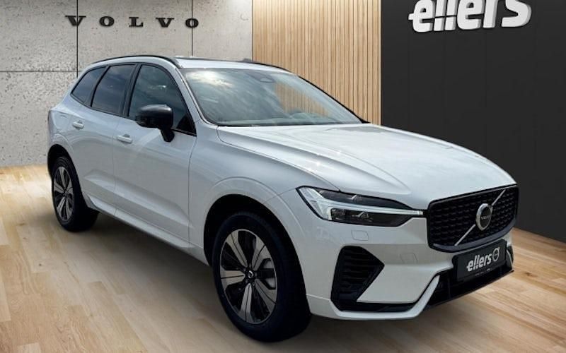 Gebraucht Volvo XC60 Plus 350 PS (257 kW) 2024 Weiß SUV