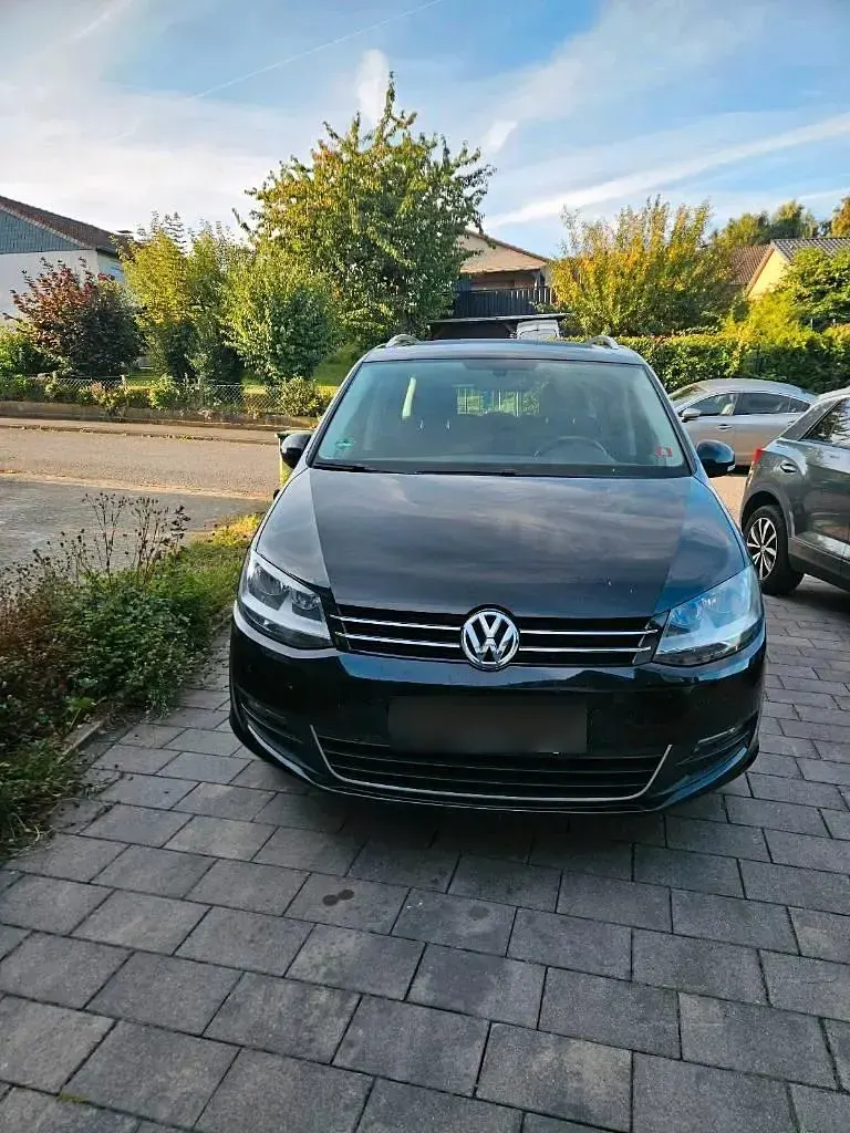 Gebraucht VW Sharan Cup 140 PS (102 kW) 2014 Schwarz Van / Kleinbus
